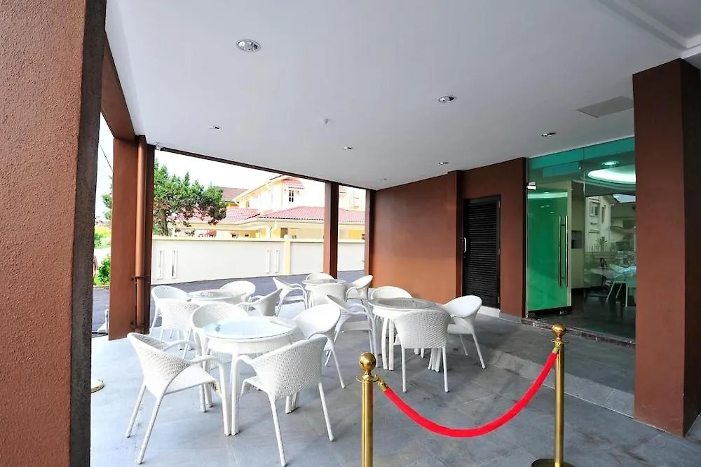 Hallmark View Hotel Malacca 3*,
